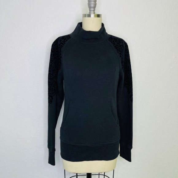 Lululemon Black Floral Flock Velvet Pullover Sweatshirt Size 4 Zipper Back Neck - Picture 5 of 6